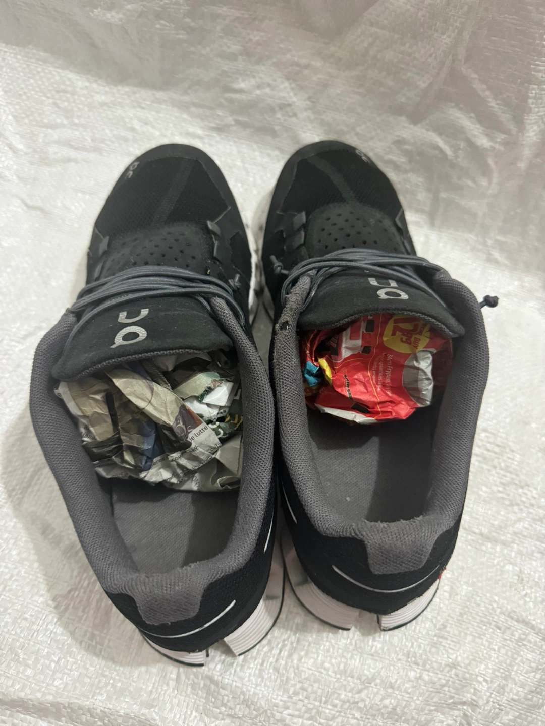 On Cloud Running Shoes - Black - photo 3