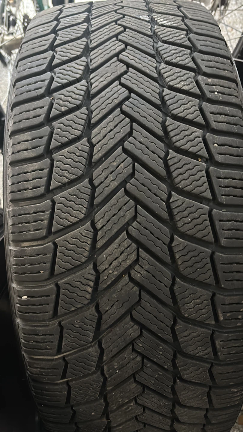 Michelin X-Ice Snow Winter Tires (255/45R19)