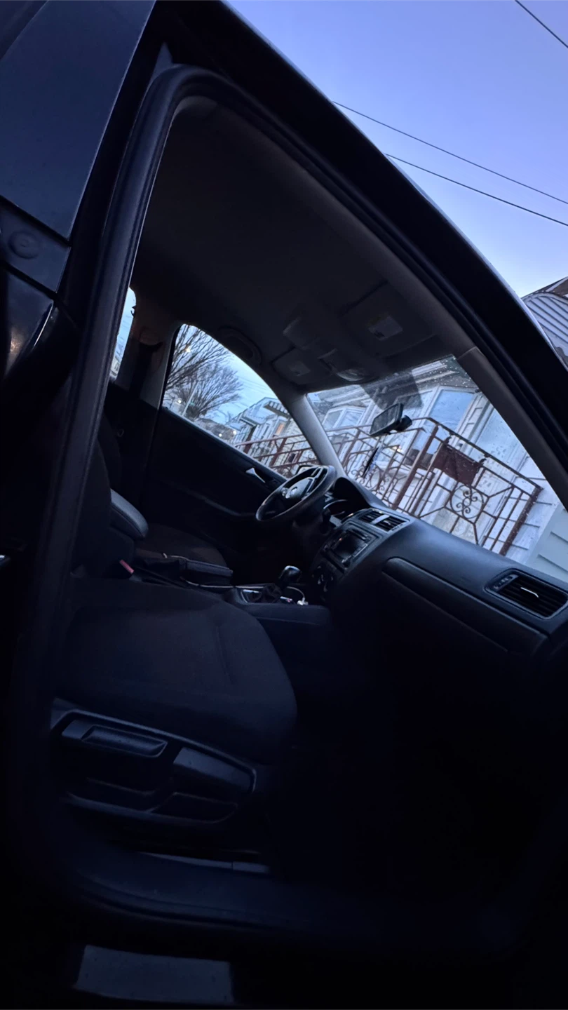 Black Volkswagen Jetta Sedan 2015