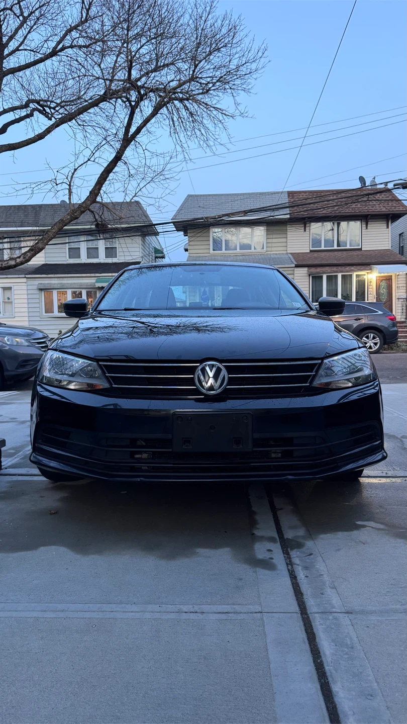 Black Volkswagen Jetta Sedan 2015 - photo 5