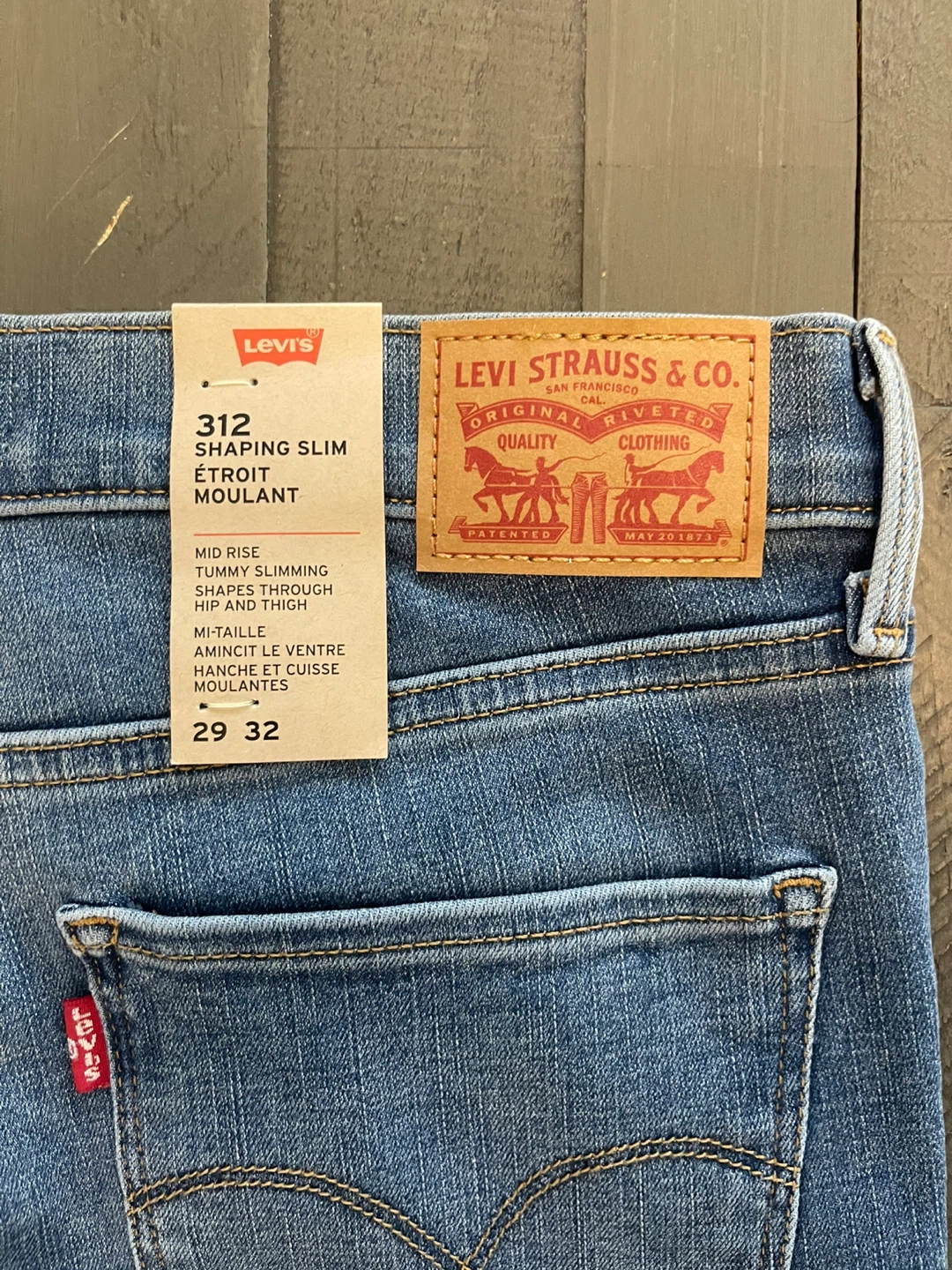 Levi's 312 Shaping Slim Jeans - Size 29x32 - photo 3