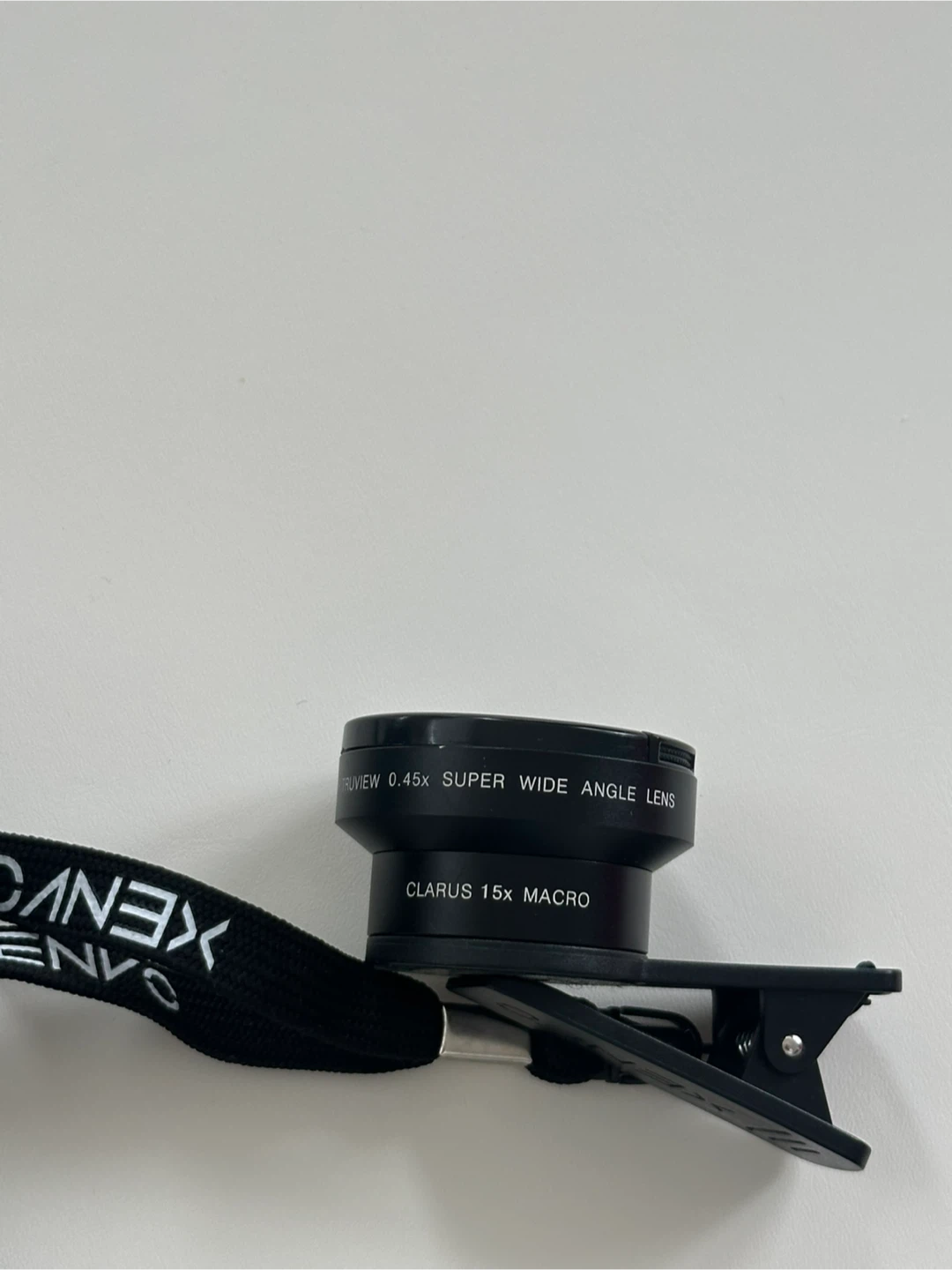 Xenvo wide angle lens for smartphone - photo 4