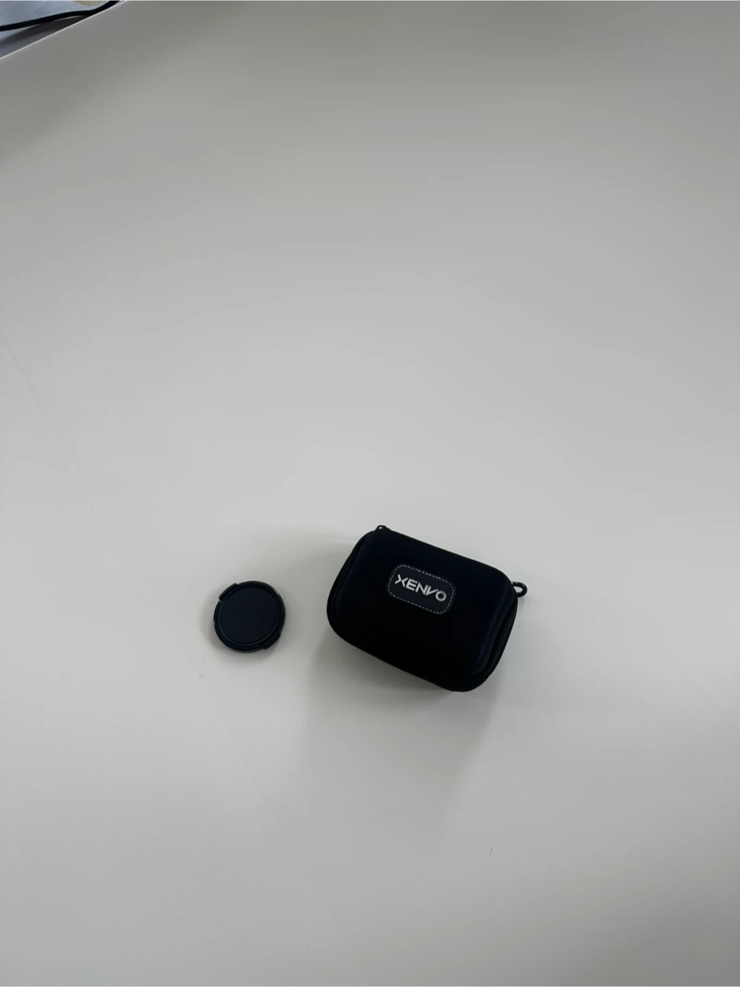 Xenvo wide angle lens for smartphone
