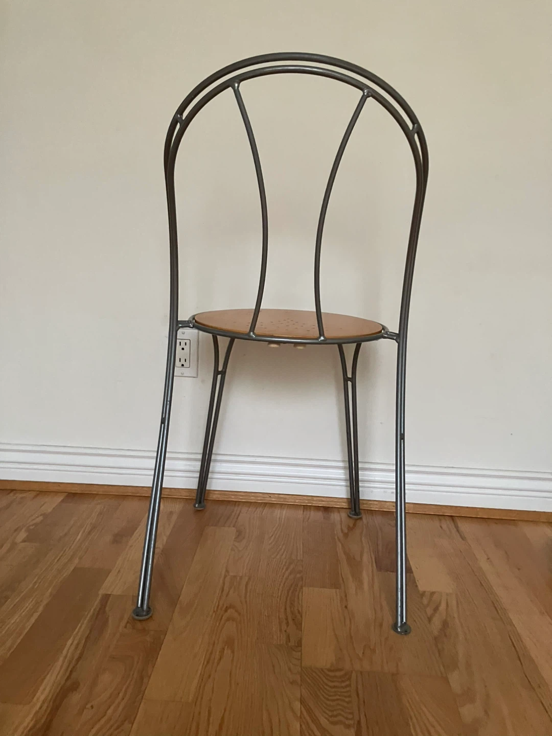Metal Bistro Chair with Wooden Seat - photo 3