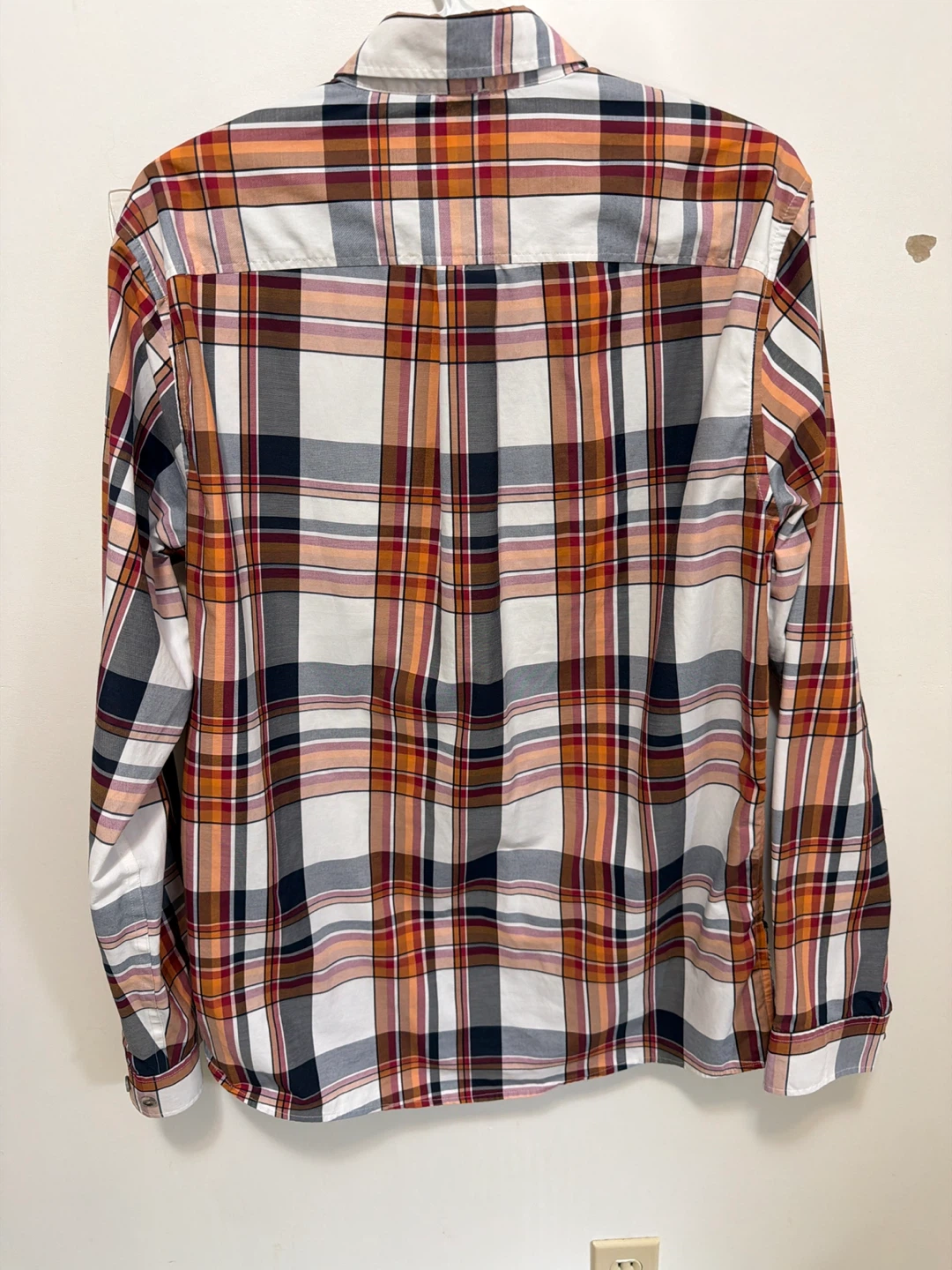 Tailored medium Eddie Bauer button up - photo 4