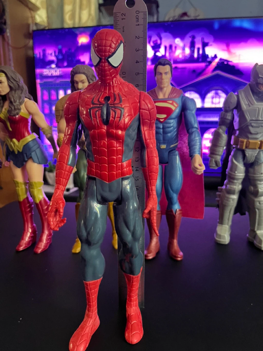 Figures - Superman, Batman, Wonder Woman, Aquaman, Spiderman