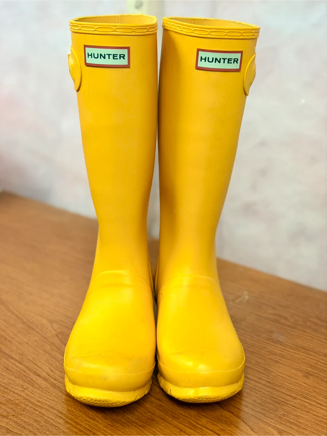 Hunter Kids Yellow Rubber Rain Boots Size US 6 / EU 37