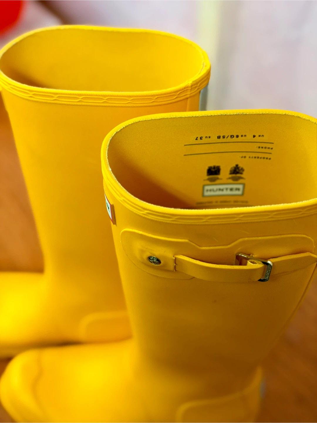 Hunter Kids Yellow Rubber Rain Boots Size US 6 / EU 37 - photo 2