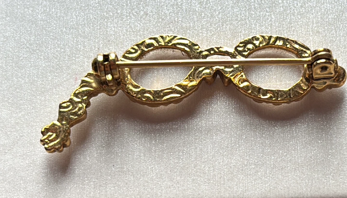 Vintage Gold-Tone Spectacles Brooch with Rhinestones - photo 2