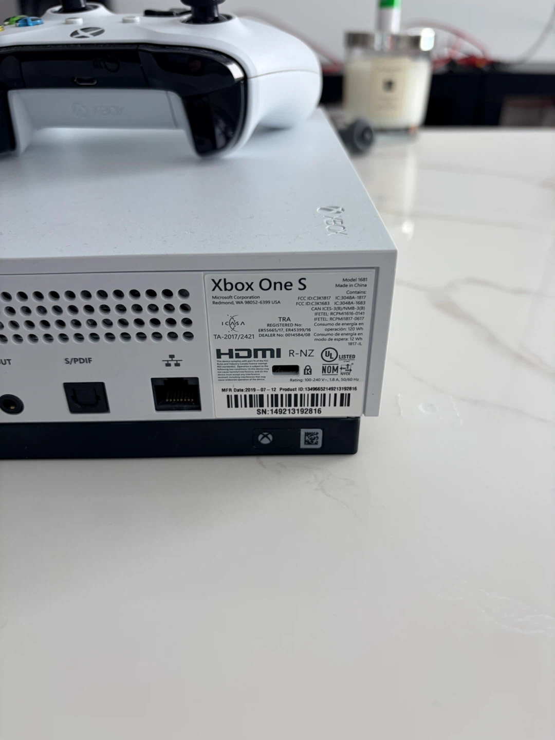 White Xbox One S Console with Controller and Forza Horizon 4 - photo 2