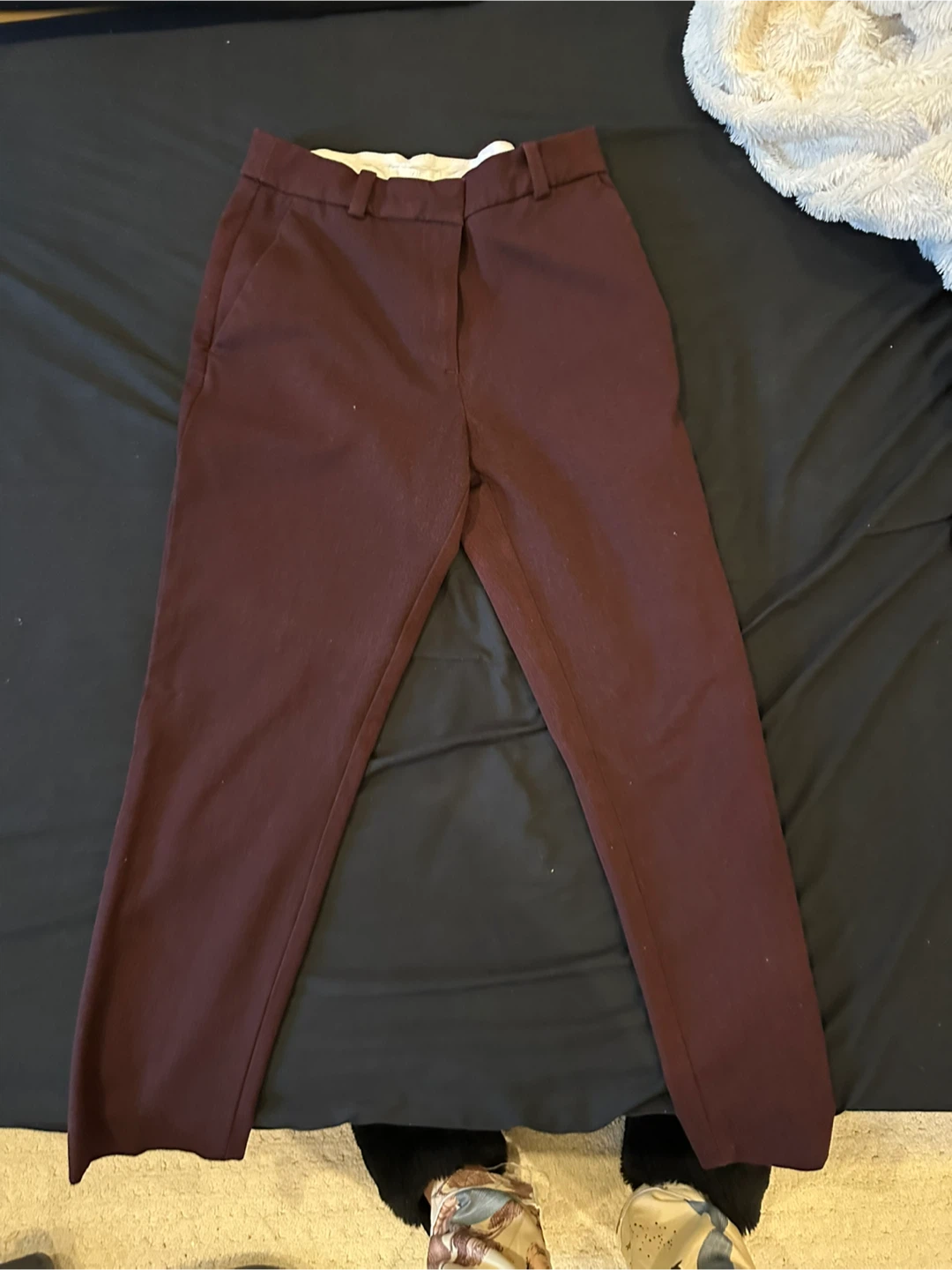 H&M Burgundy Slim Fit Pants - Size US 4