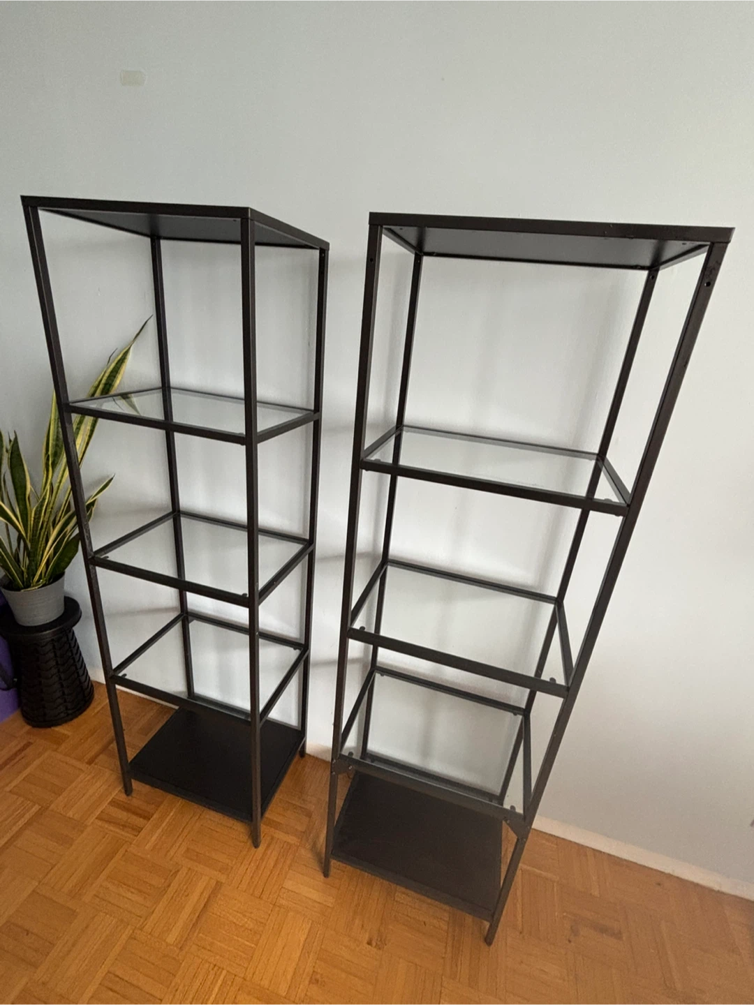 Set of 2 Black Metal and Glass Shelf Units - photo 2