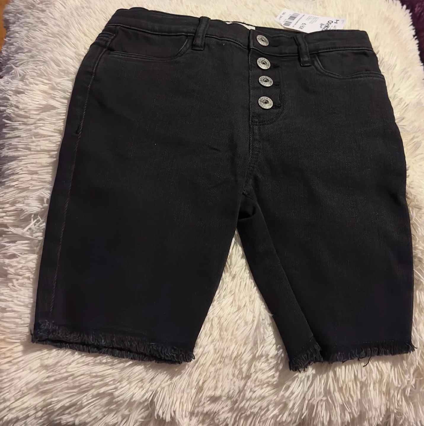 Girls' Black Denim Shorts - Size :6/6X