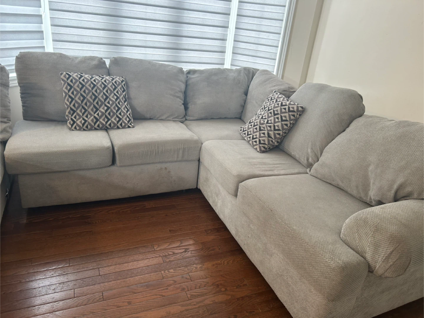 Light Grey Sectional Sofa with Chaise - photo 2