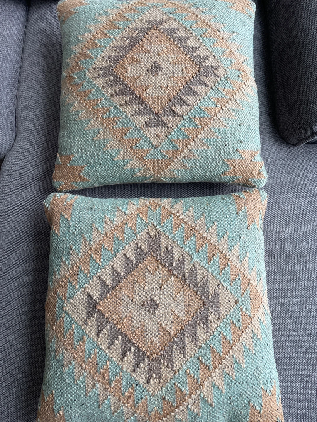 Set of 2 Decorative Throw Pillows - photo 2