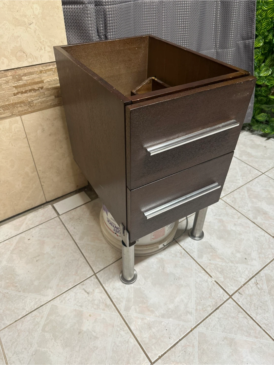 Modern Compact Bathroom Vanity with 2 Drawers - photo 5