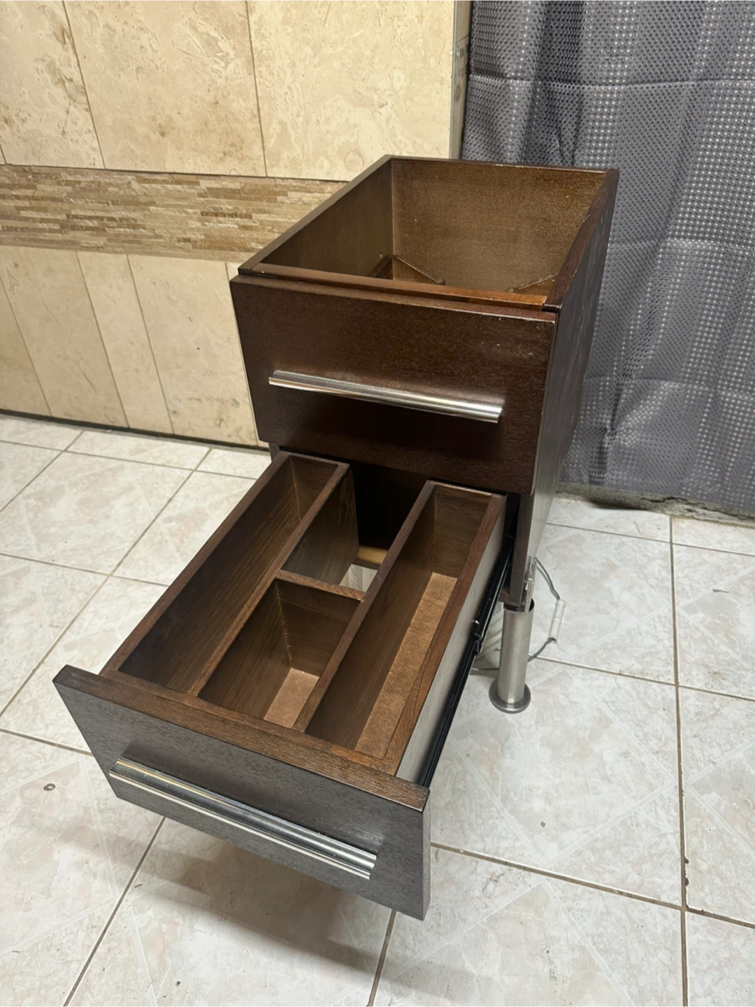 Modern Compact Bathroom Vanity with 2 Drawers - photo 2