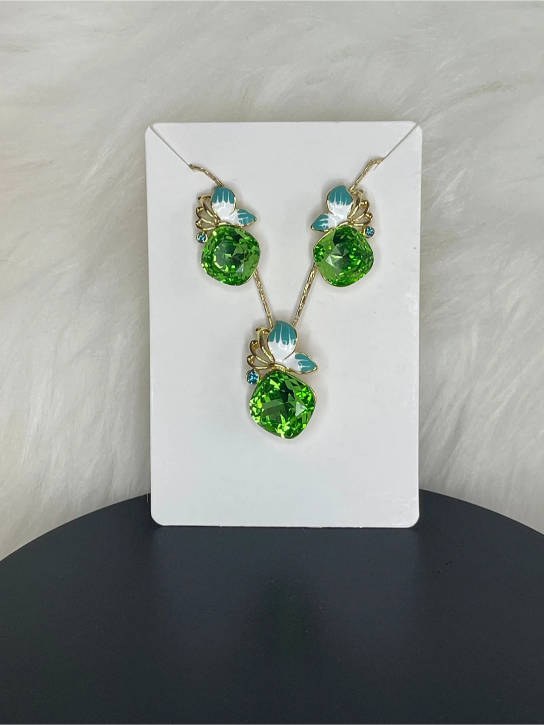 Green Crystal Necklace and Earring Set - photo 3