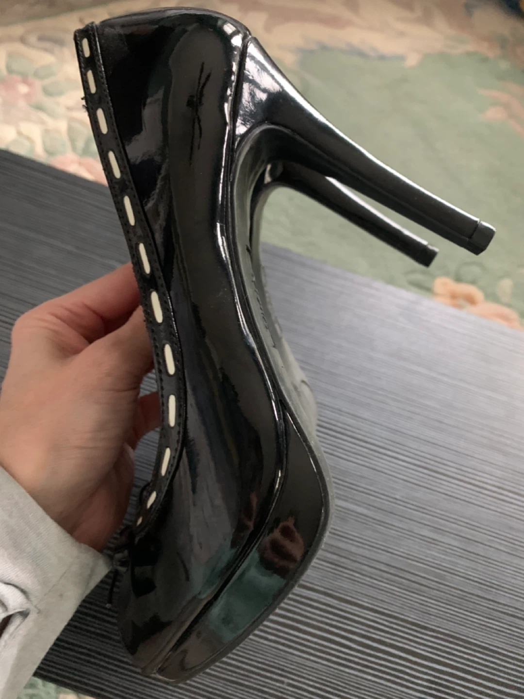 Fioni Black Patent Peep-Toe Heels - Size 6 - photo 4