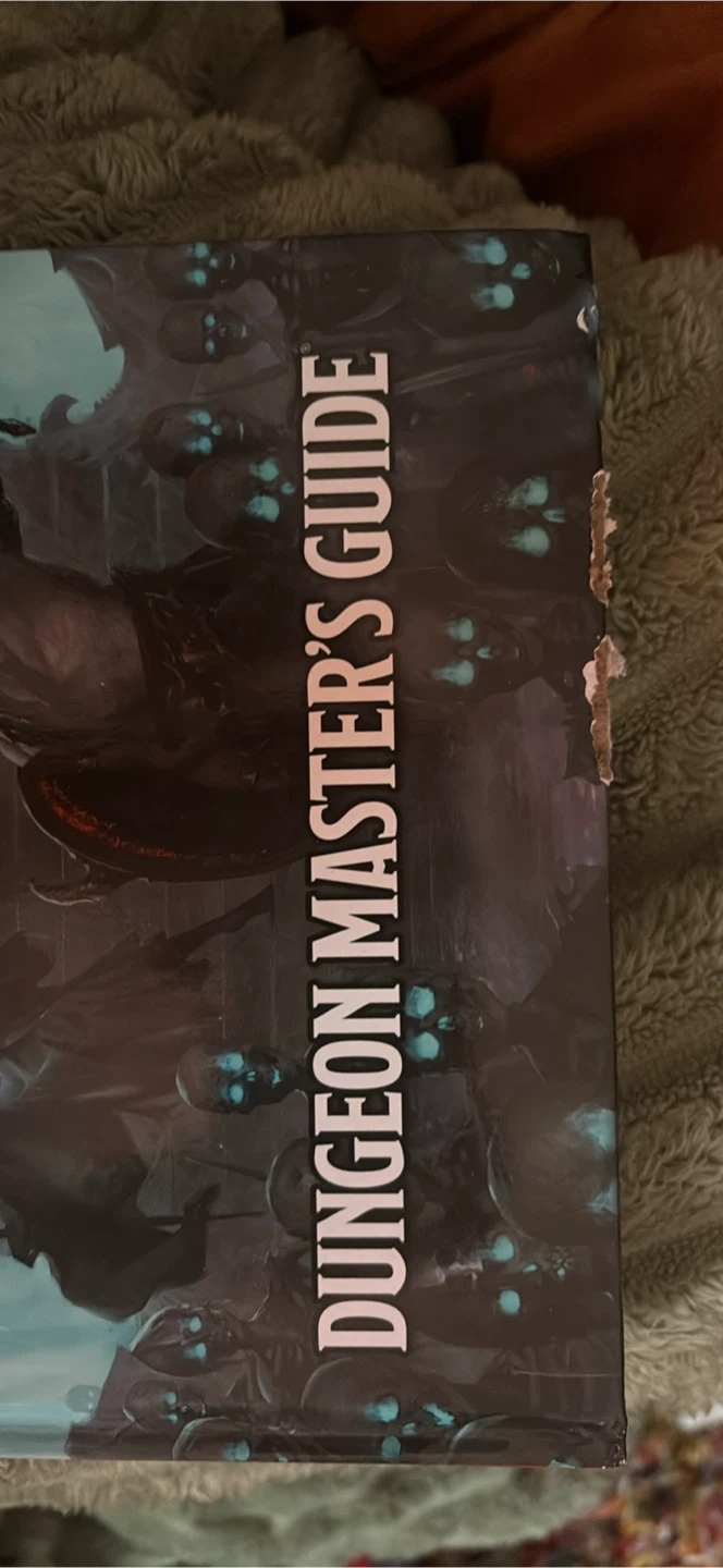 Dungeons & Dragons Dungeon Master's Guide 5th Edition - photo 3