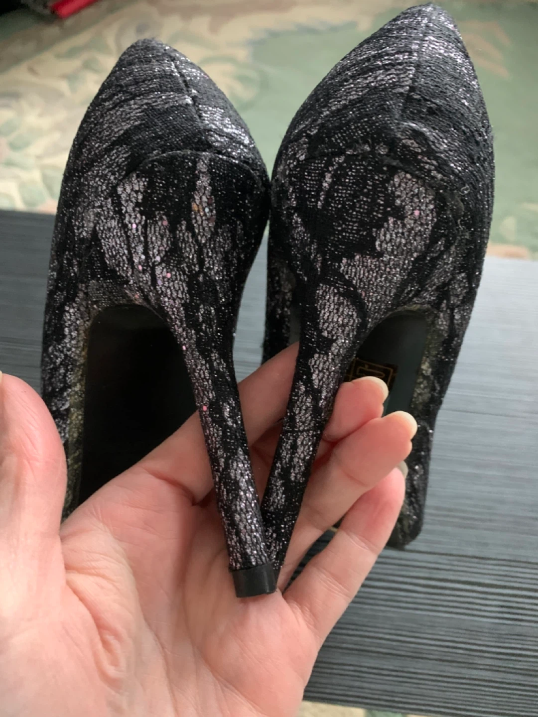 SUZY Women's Black Sparkly Lace Heels size 6 - photo 4