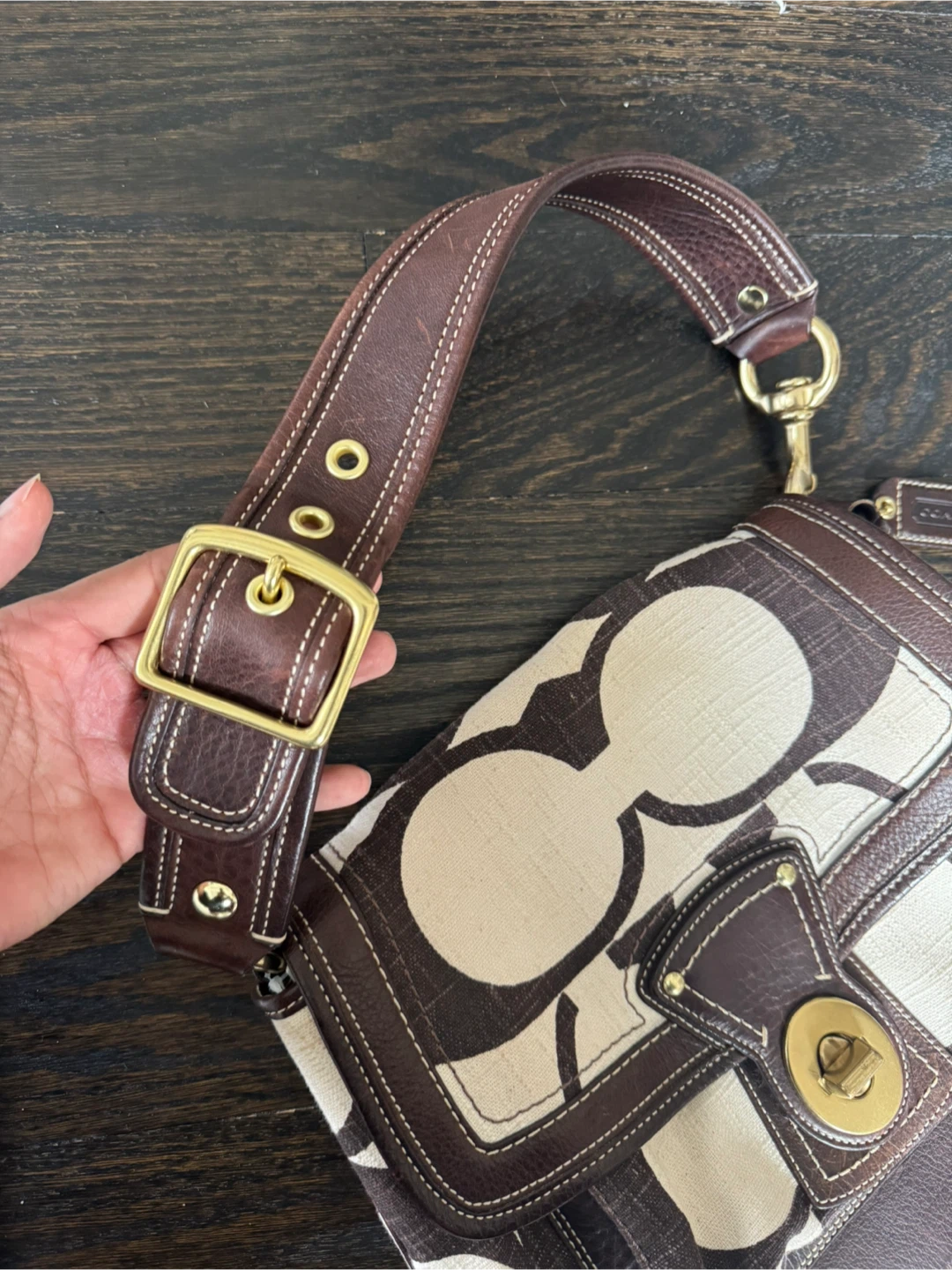 Rare coach legacy turnlock - photo 3