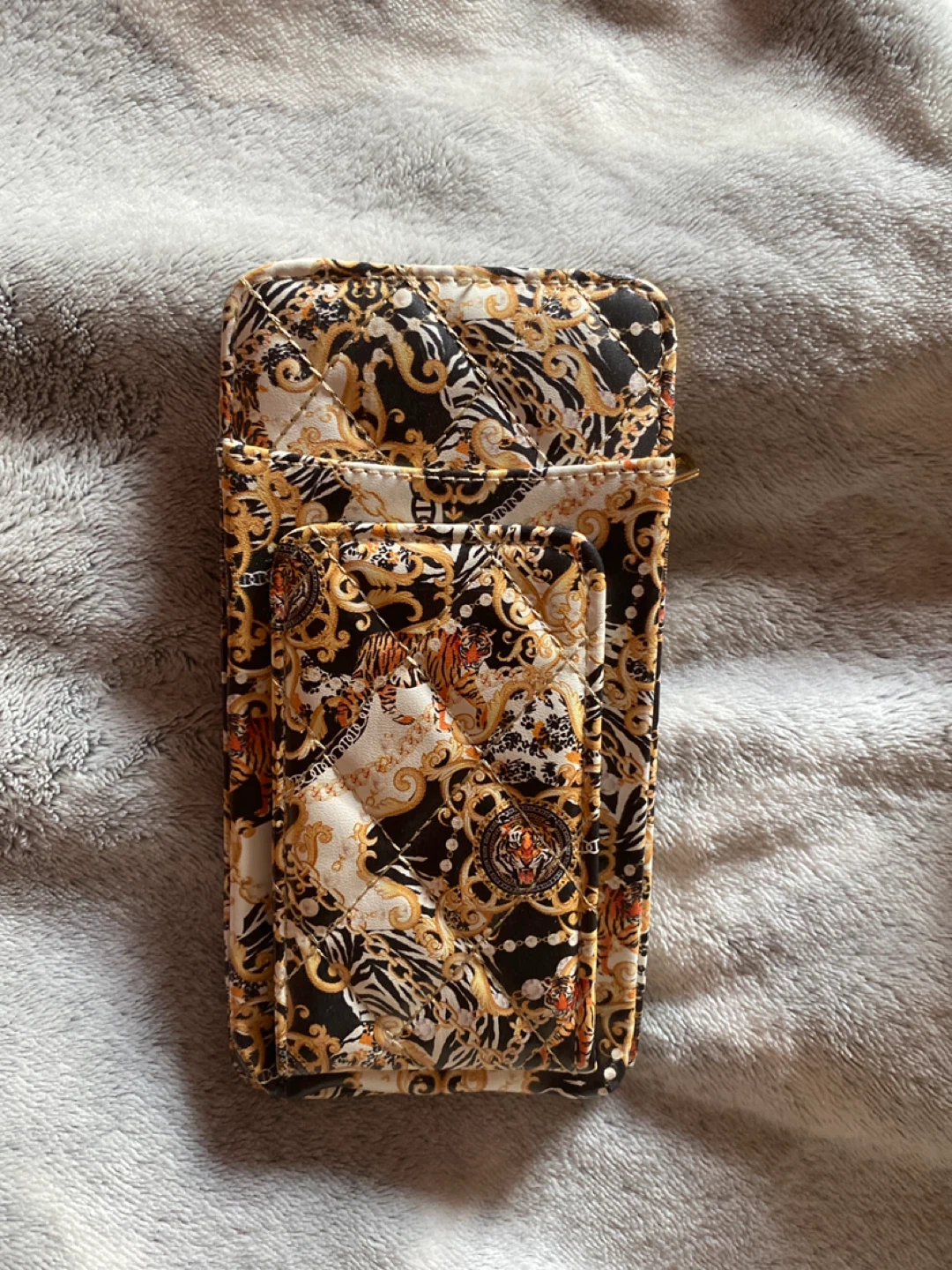 Quilted Wallet Pouch with Tiger and Chain Print