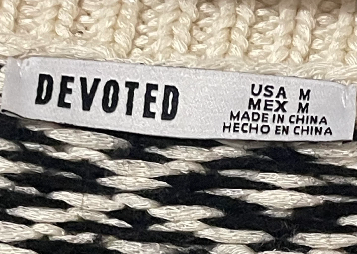 Devoted Women's Fair Isle V-Neck Sweater - Size Medium - photo 4
