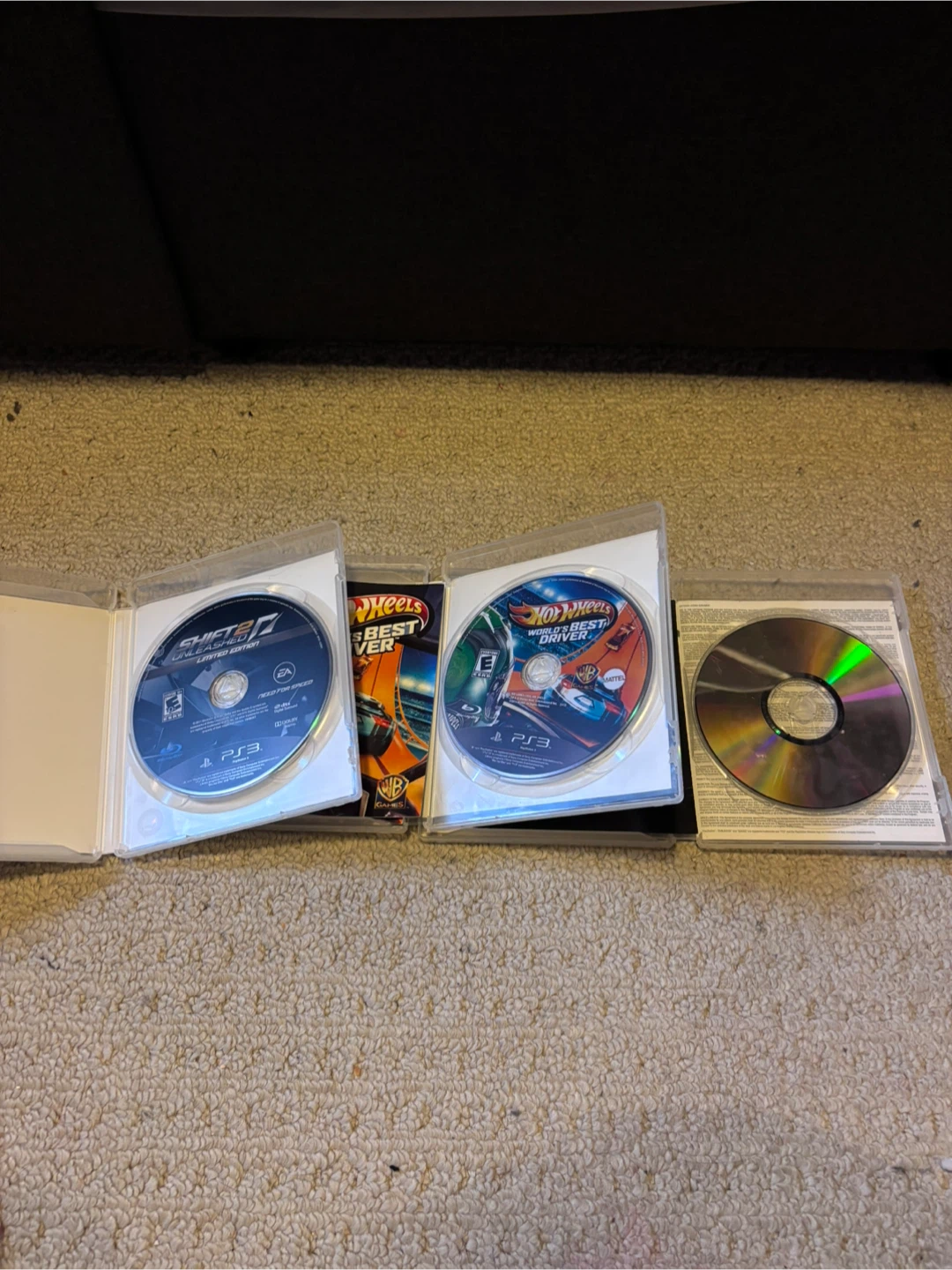 Playstation games and accessories - photo 2