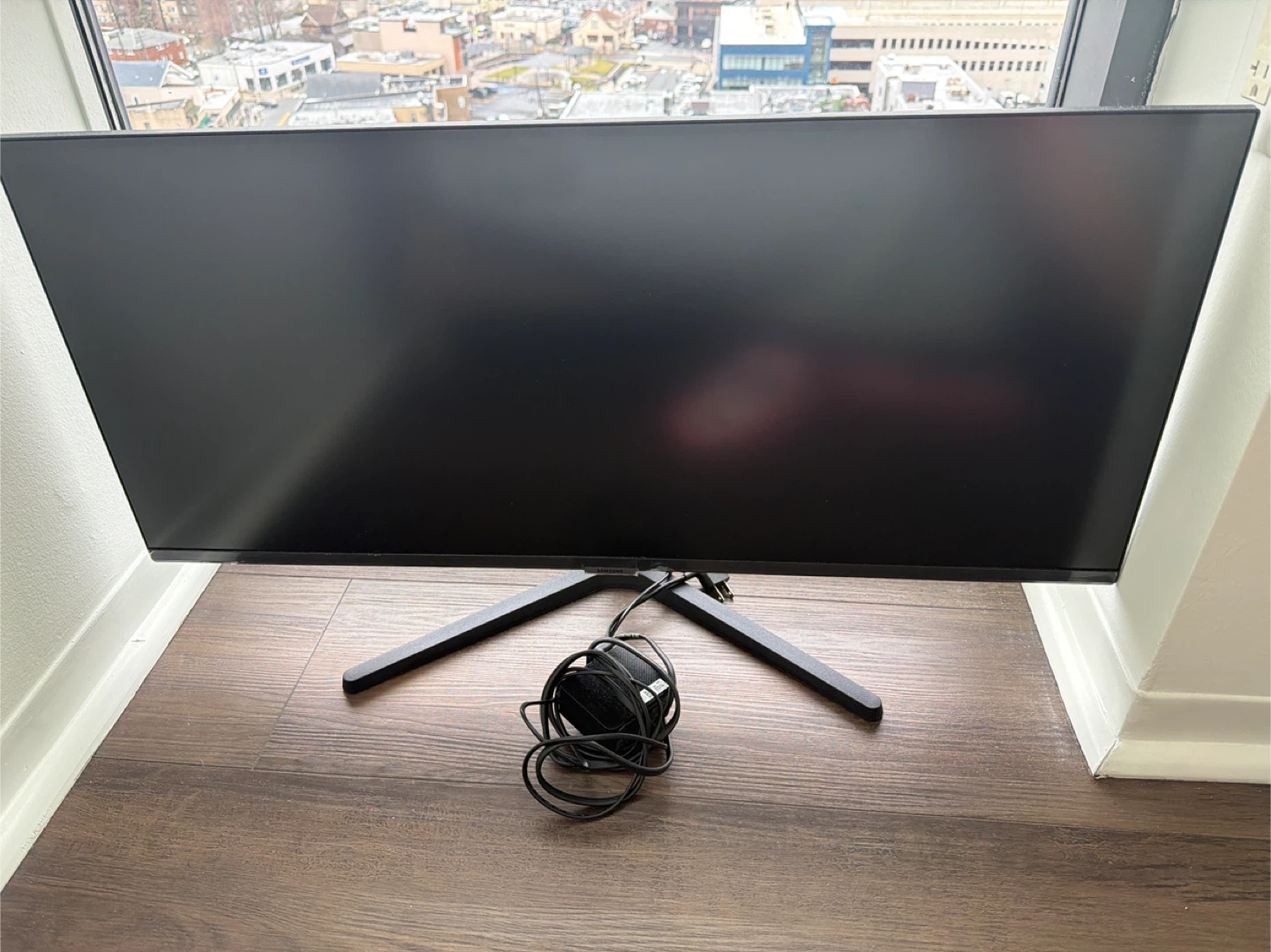 [Moving sale]Samsung 34-Inch Color Display Unit Monitor