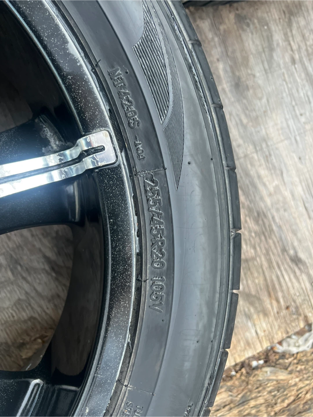 255/45ZR20 105Y Tires with Black and Chrome Rims - photo 5