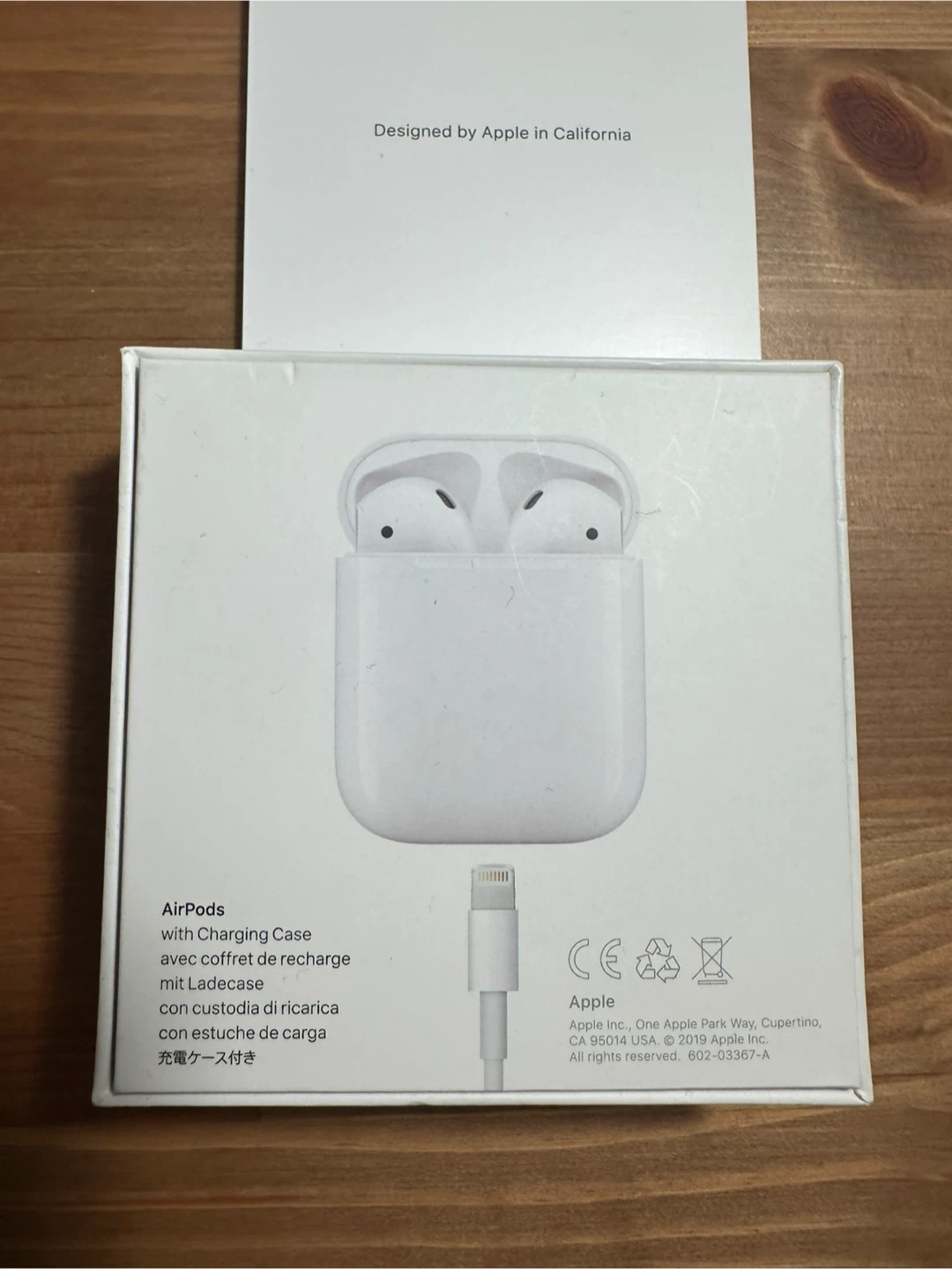 Apple AirPods with Charging Case (2nd Gen) - photo 4