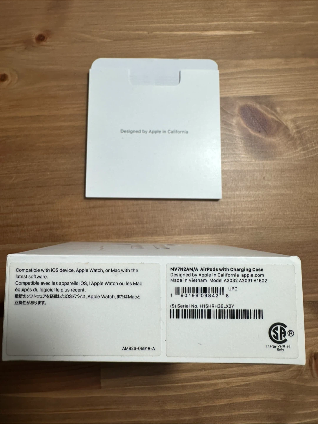 Apple AirPods with Charging Case (2nd Gen) - photo 3