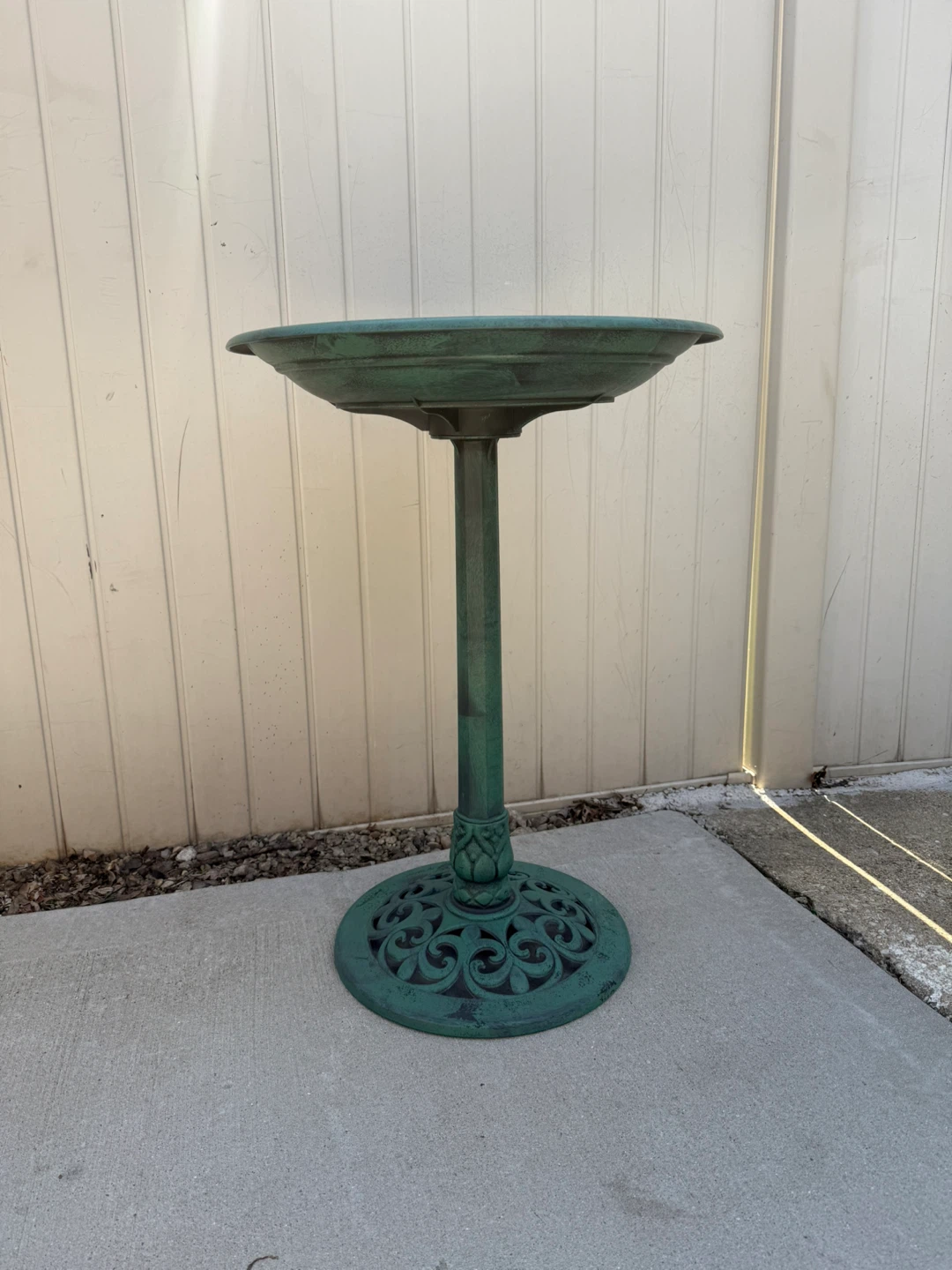 Green plastic Bird Bath - photo 2