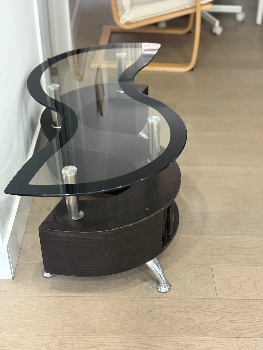 Curved Glass and Wood Coffee Table - photo 2
