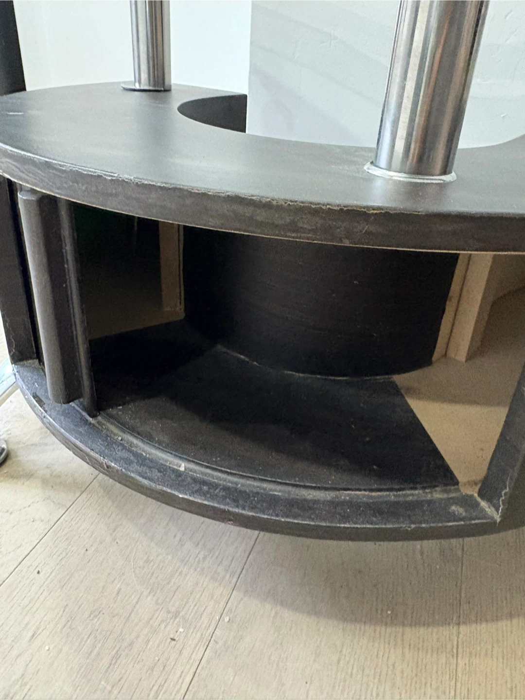 Curved Glass and Wood Coffee Table - photo 5