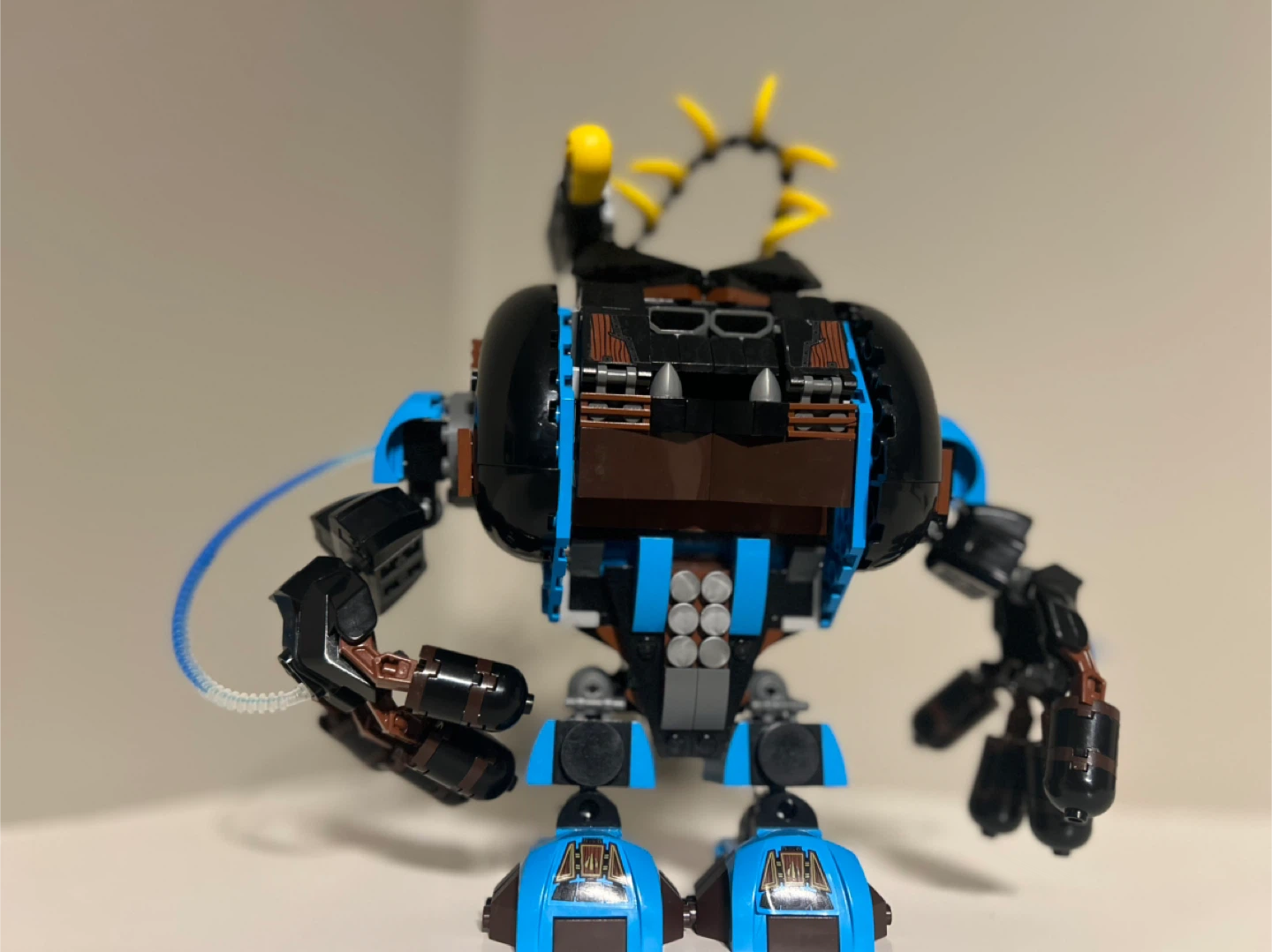LEGO Chima Gorzan’s Gorilla Striker Set 70008 - photo 3