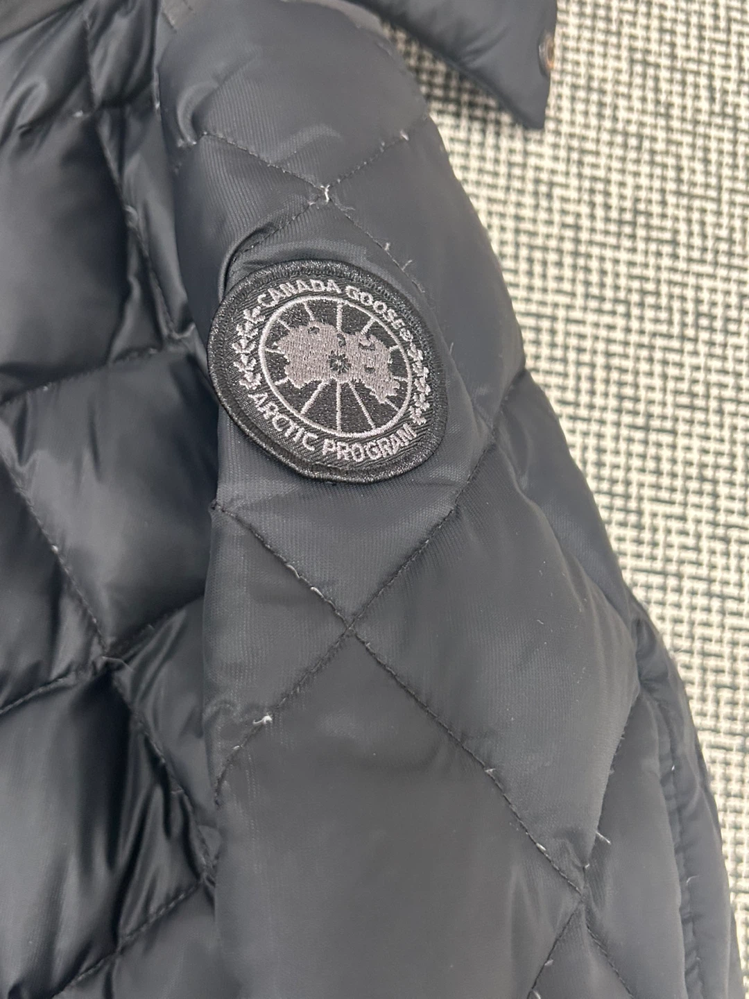 Canada Goose Hendrikson Coat Black Label - photo 5