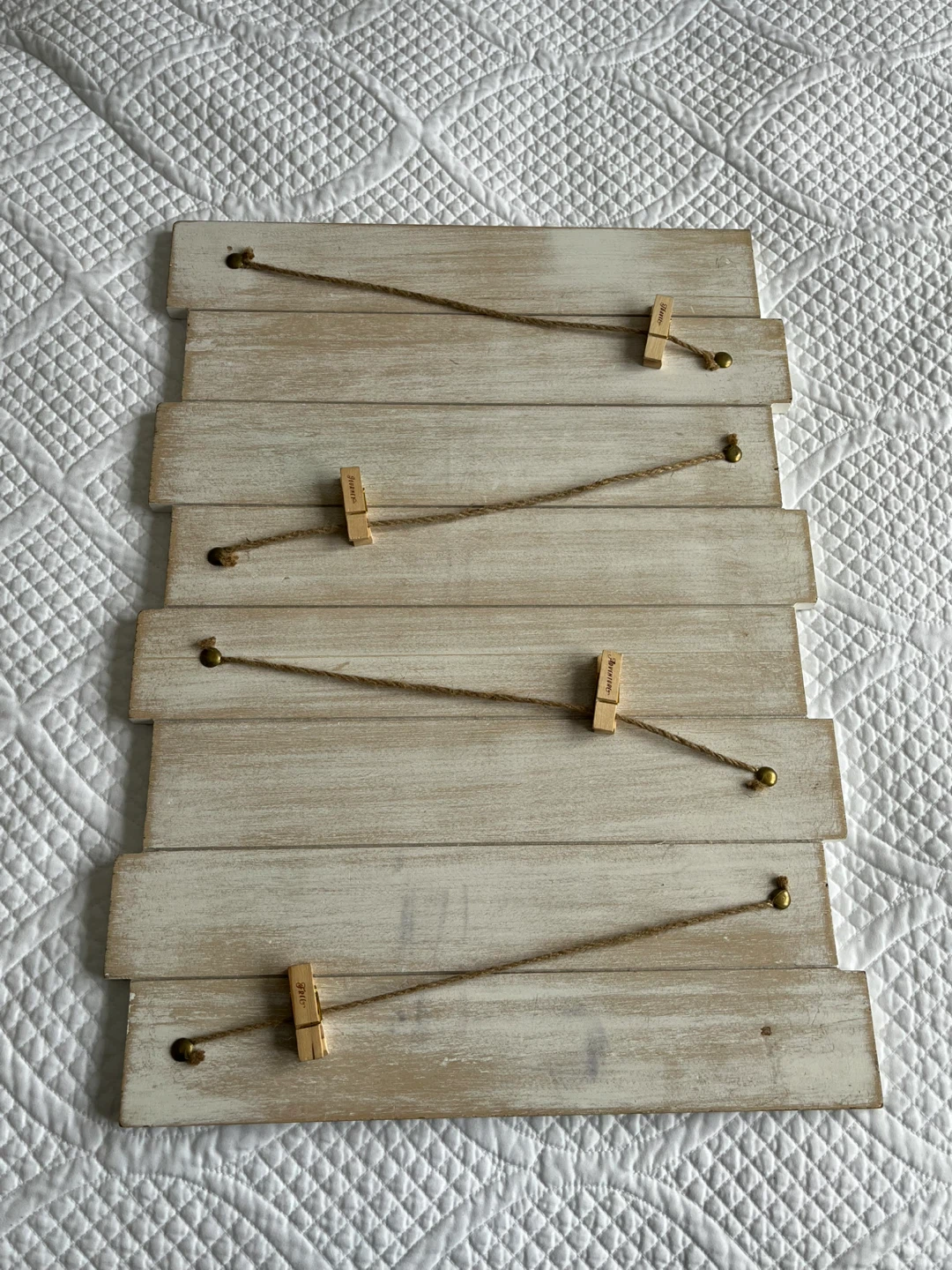 Farmhouse Picture Display