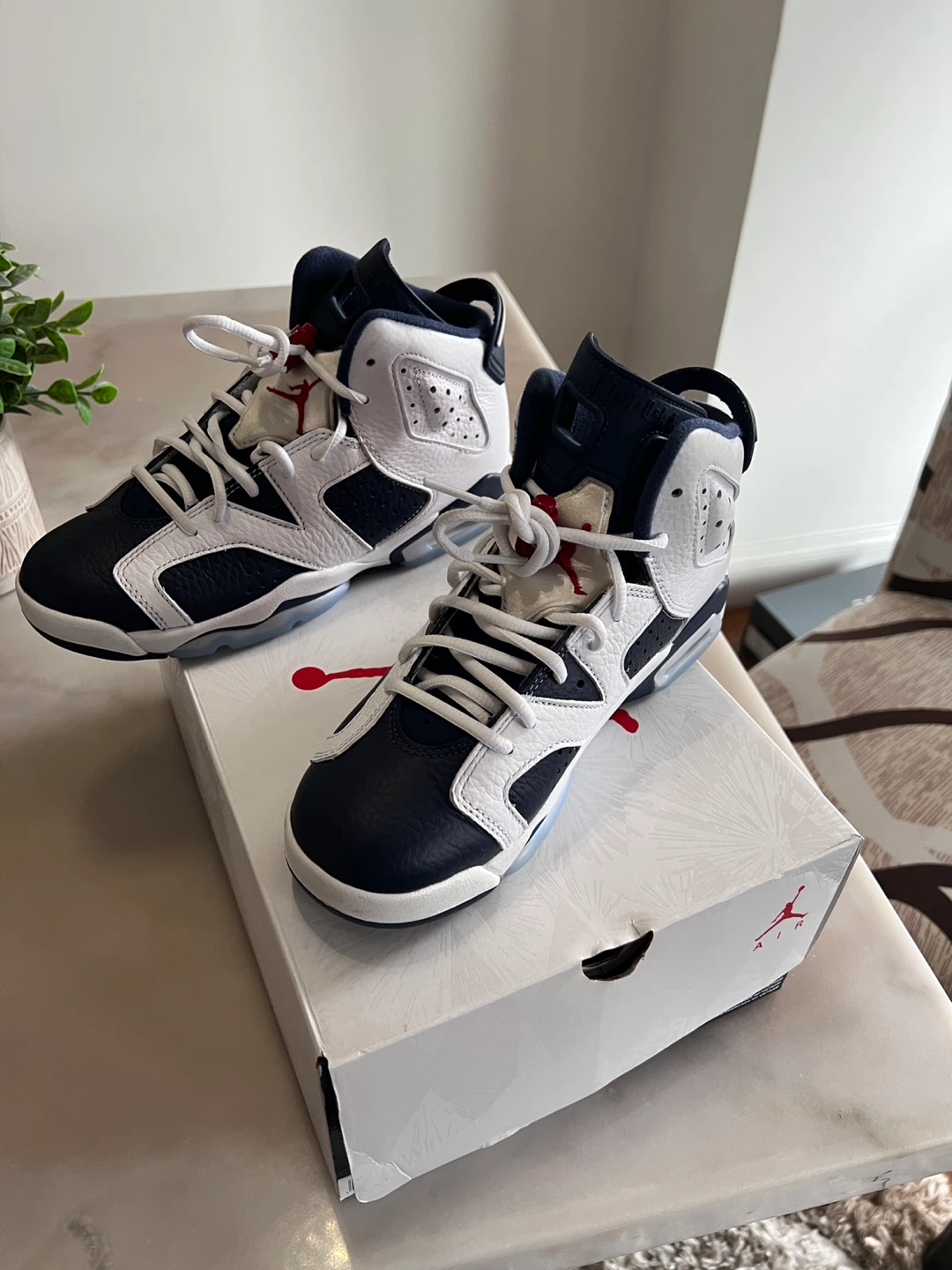 Air Jordan 6 Retro  Shoes Size 6Y White Navy - photo 3