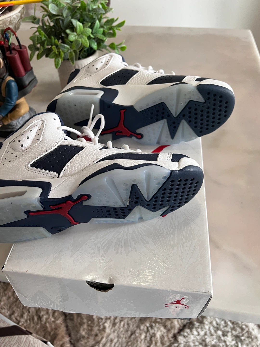 Air Jordan 6 Retro  Shoes Size 6Y White Navy - photo 2