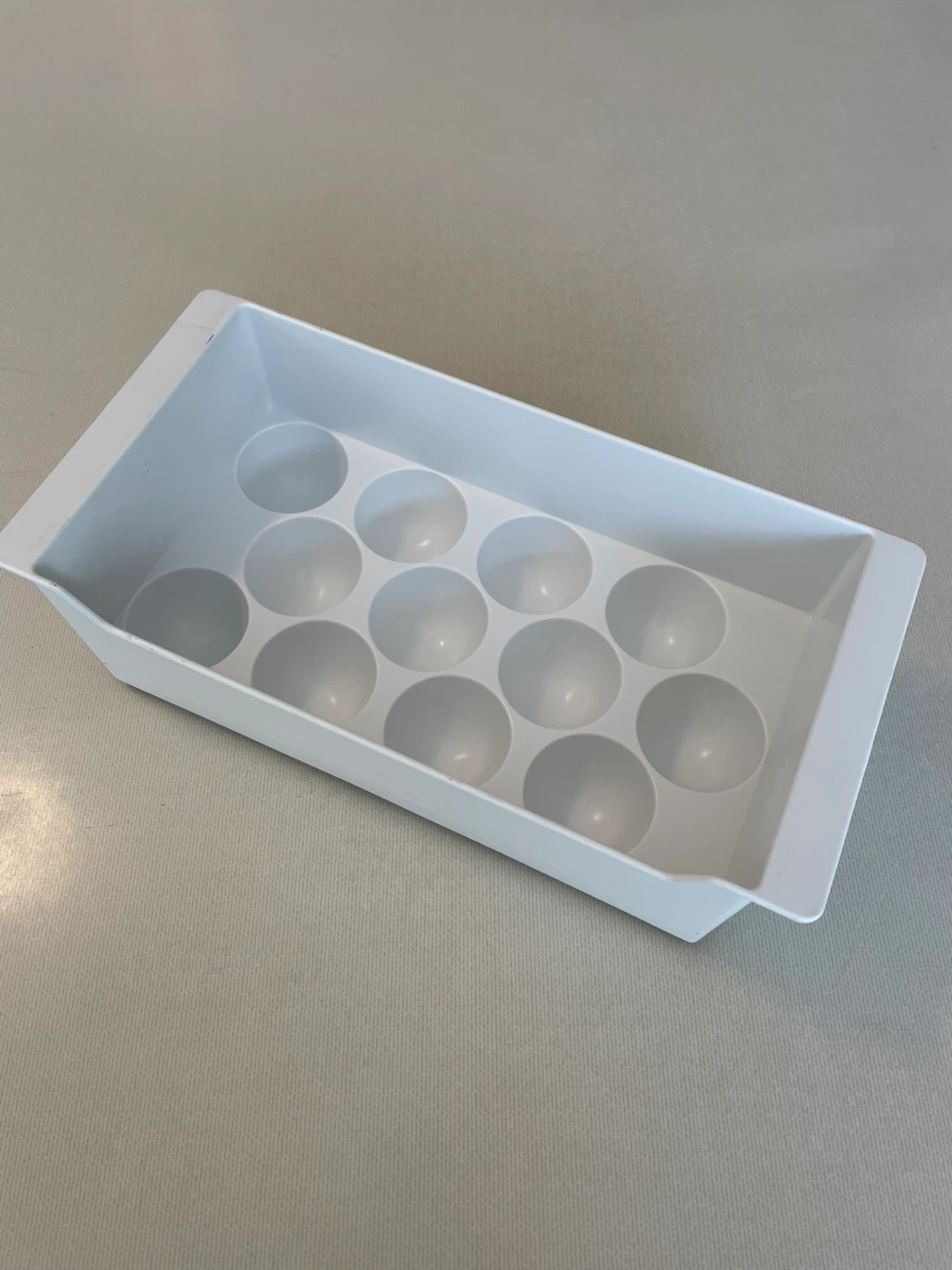 Refrigerator Egg Storage Tray