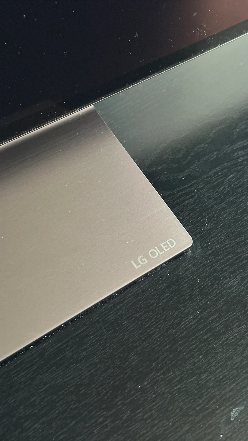 LG C4 65” 4K 120Hz OLED TV - photo 3