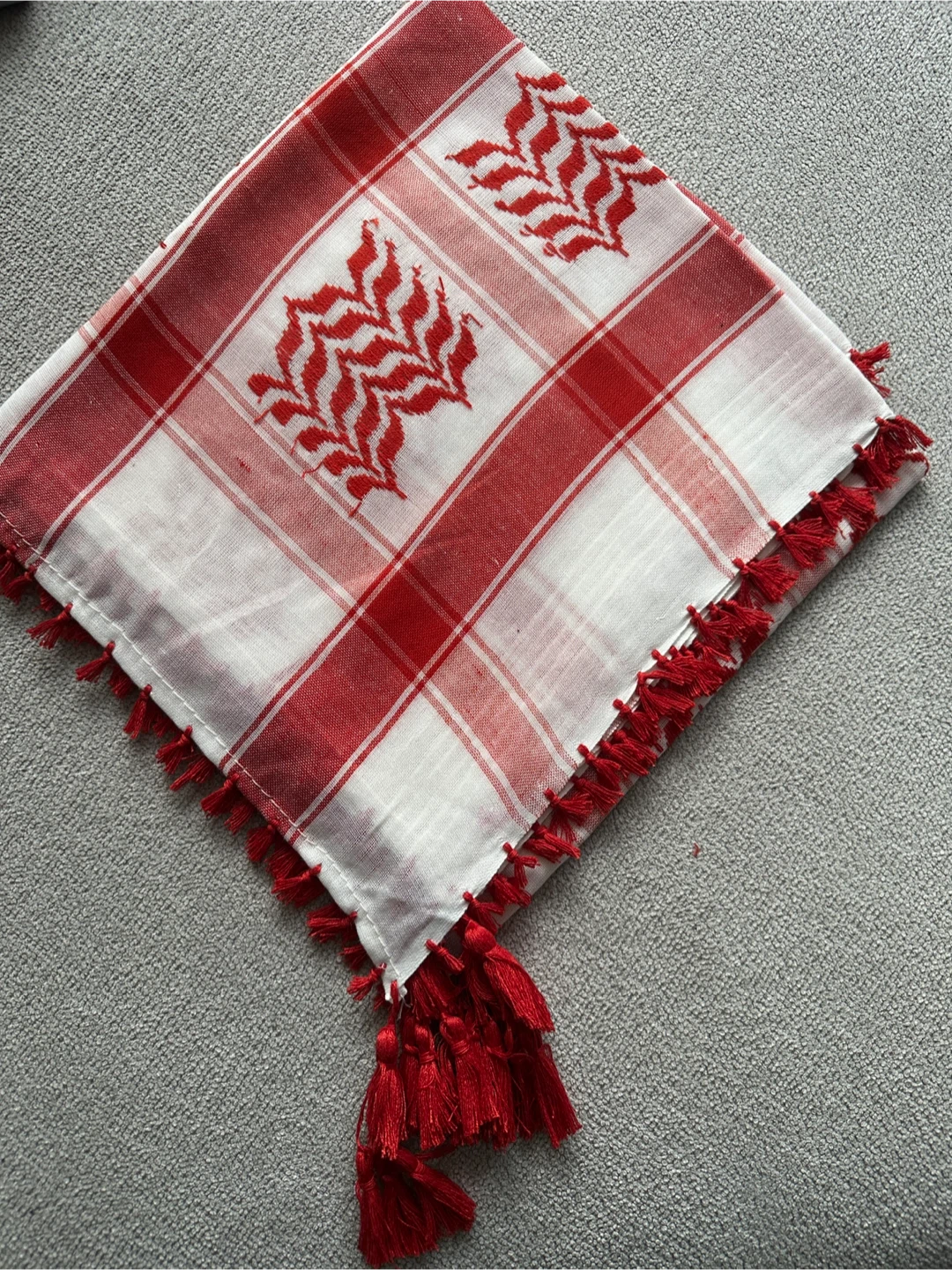 Red and White Keffiyeh Scarf with Tassels