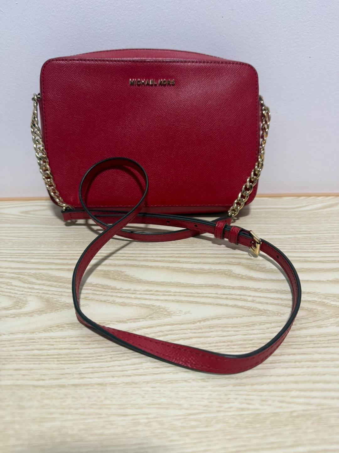 MICHAEL KORS Red Leather Camera Bag - photo 3