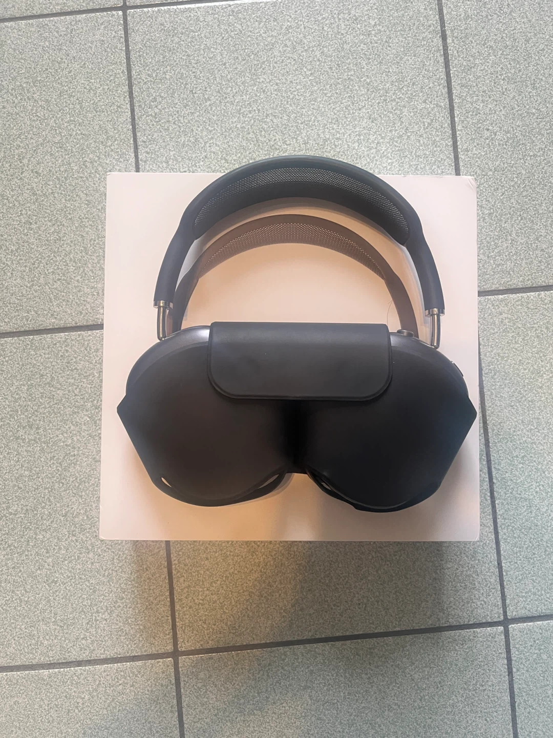 Apple AirPods Max Headphones