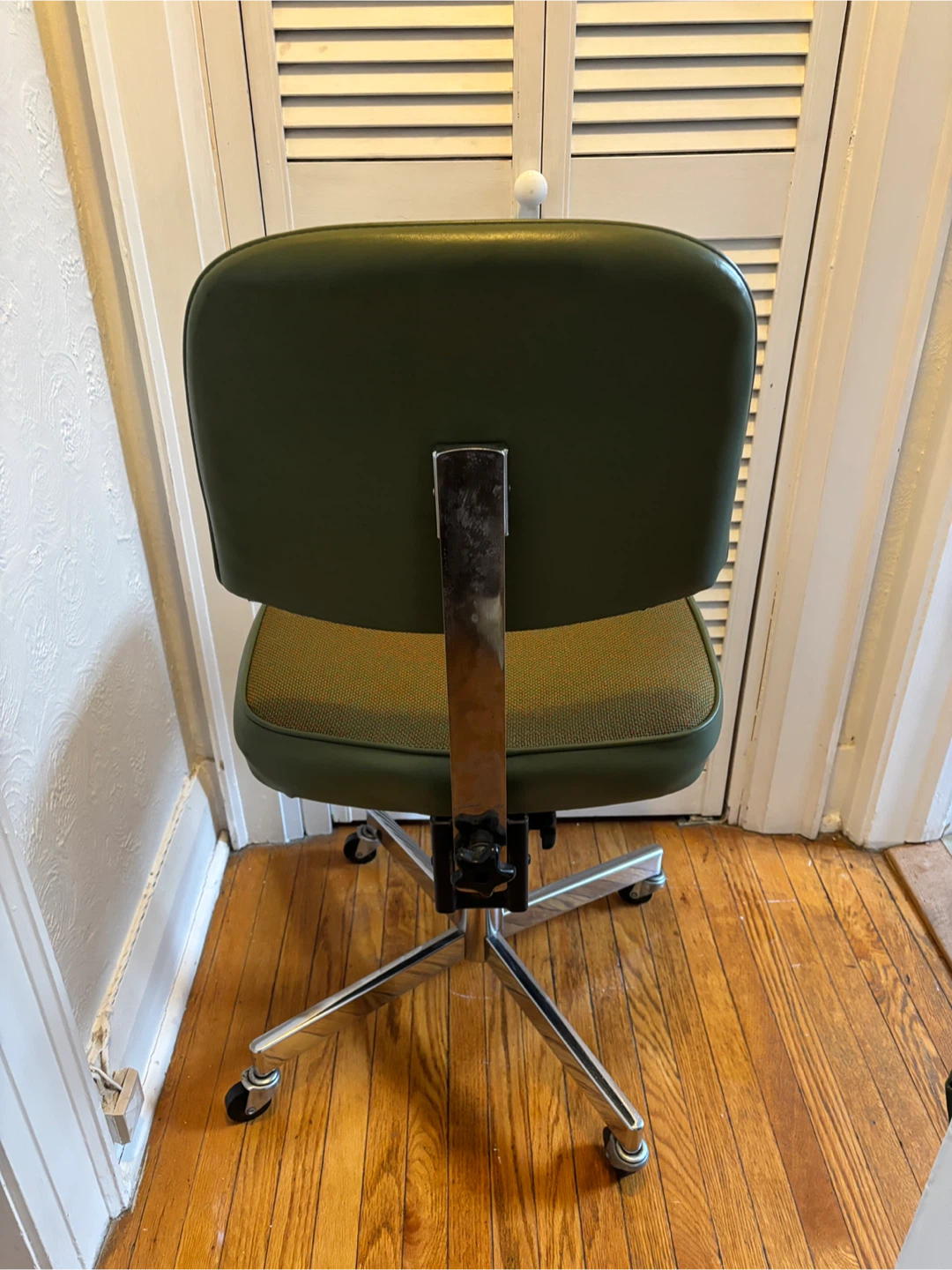 Vintage Office Chair - photo 3