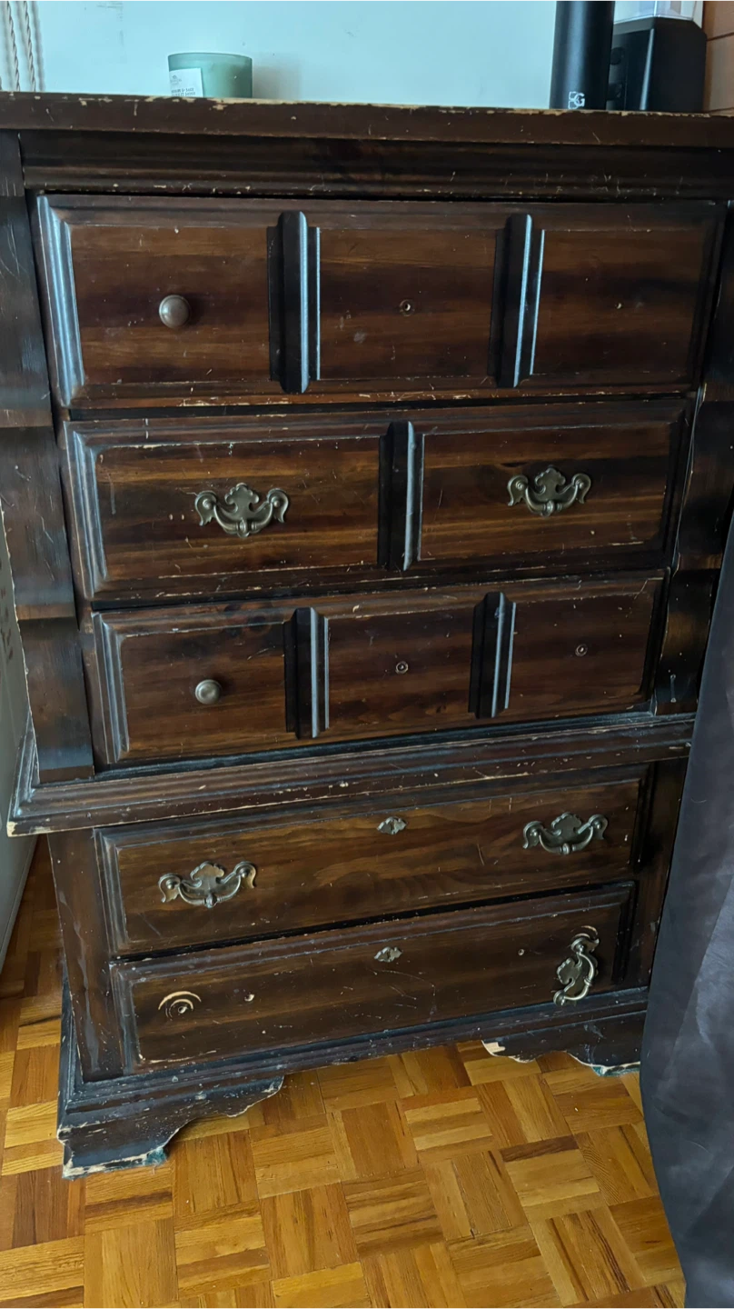Dark Wood Dresser (heavy)