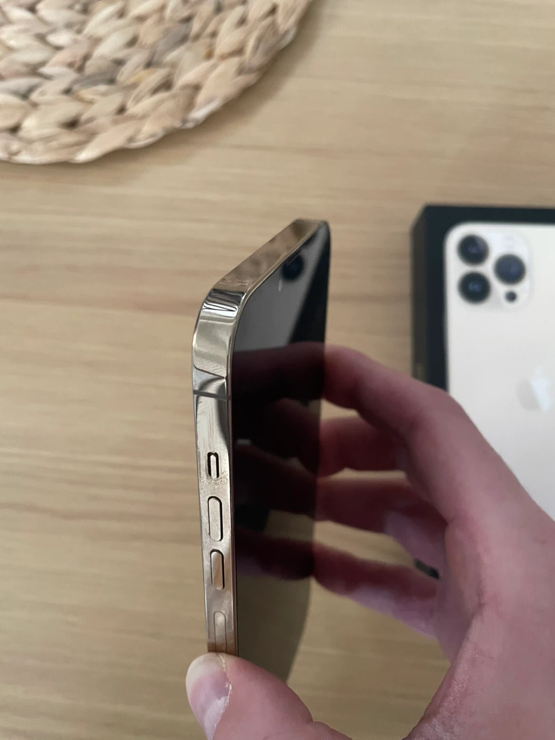 Apple iPhone 13 Pro Max - photo 3