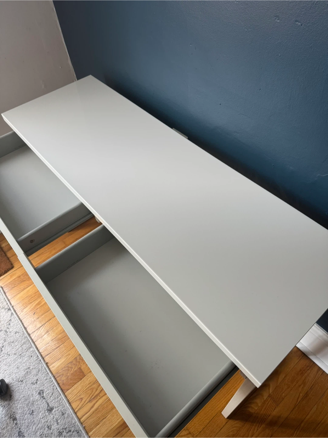 White Two-Drawer Desk - photo 2